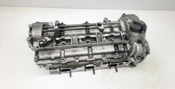 Mercedes-Benz ML W164 Engine head A6420108820 A6420101630 R6420163801