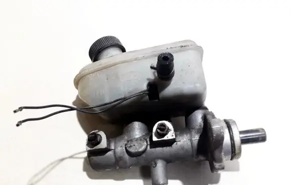 KIA Carnival Master brake cylinder
