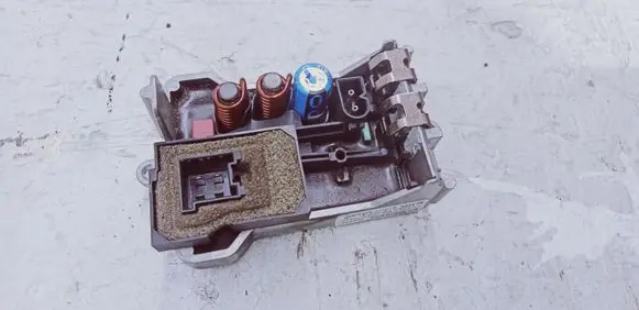 Mercedes-Benz CLS C219 Heater blower motor/fan resistor A2308216351 906F393431