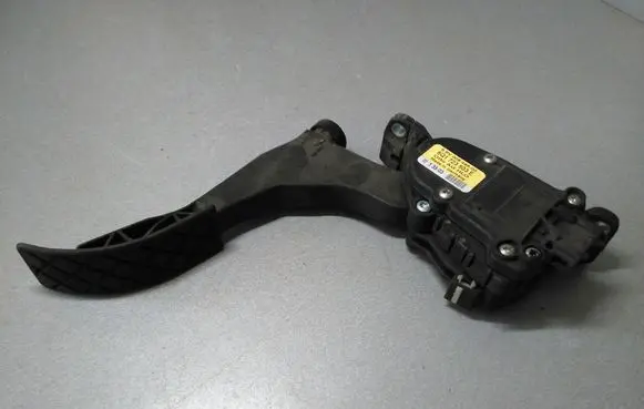 Volkswagen Polo Accelerator throttle pedal 6Q1723503E 6PV00849600