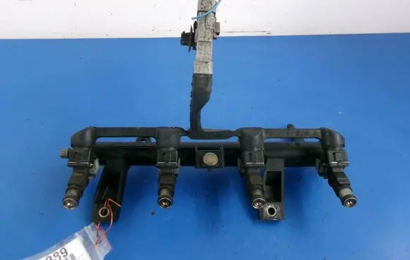 Peugeot 206 CC Fuel main line pipe 9628982980D