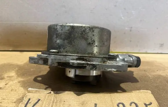 Mini One - Cooper Coupe R56 Vacuum pump E5206