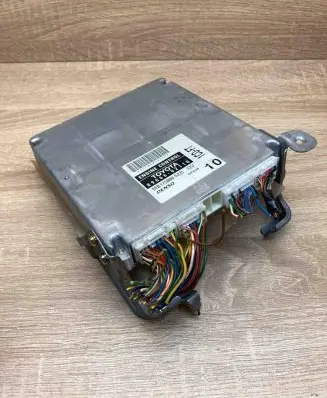 Toyota Corolla E120 E130 Engine control unit/module ECU 8966602110 MB1758005221 1CDFT