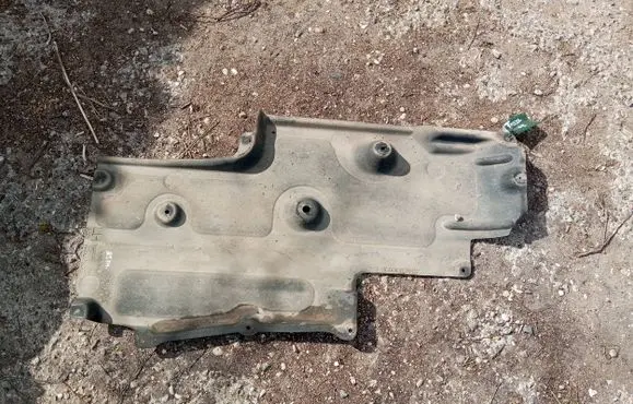 Volvo S60 Center/middle under tray cover 31202720