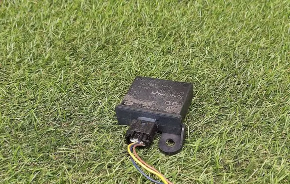 Volkswagen Touareg II Tire pressure sensor 7PP907283 42501170 053300501400