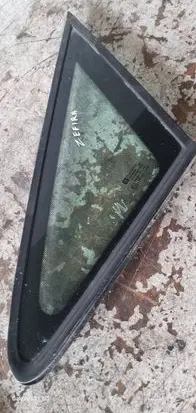 Opel Zafira A Front triangle window/glass 