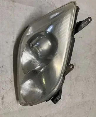 Toyota Avensis T250 Headlight/headlamp