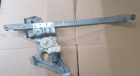 Mercedes-Benz Sprinter W906 Front door electric window regulator A9067200146