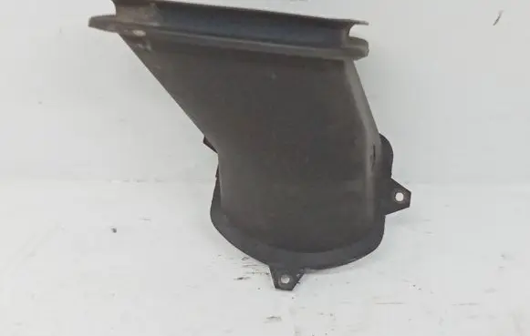 Volkswagen Multivan T4 Air intake duct part 701819120