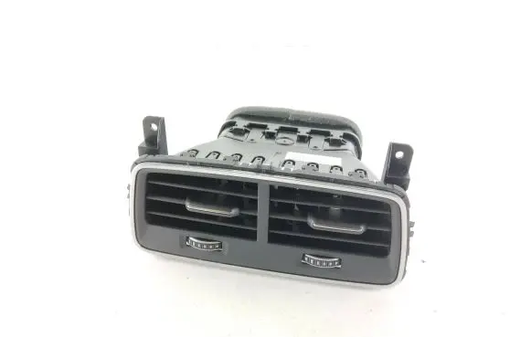 Audi e-tron Rear air vent grill 4K0819203E 26022022 552030