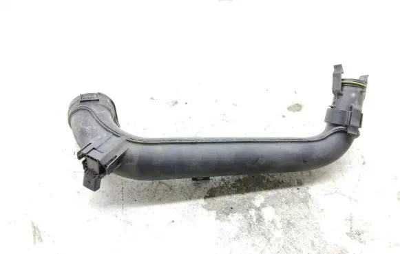 Volkswagen Golf Sportsvan Intercooler air channel guide 04E145673C 72257 4012472C