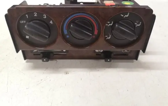 Rover 214 - 216 - 220 Climate control unit YUK10011