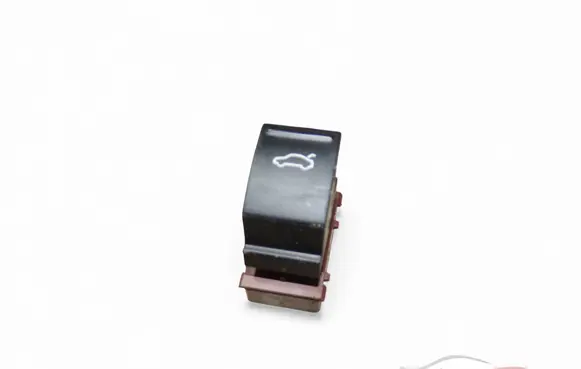 Volkswagen PASSAT B7 Tailgate opening switch 3AA959831