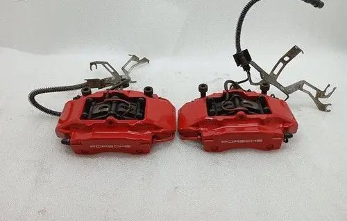 Porsche 718 Cayman 982 982c Front Brake Caliper Pad/Carrier 98135205112