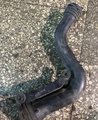 Volkswagen Golf Plus Intercooler hose/pipe 1K0145762P