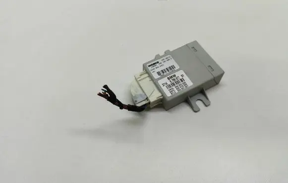 BMW 5 F10 F11 Air suspension control unit module (rear) 6799677 3714679967701 679967701