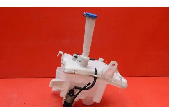 Toyota Auris E180 Windshield washer fluid reservoir/tank 8531002490