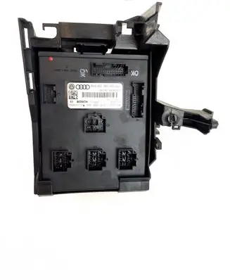 Audi A4 S4 B8 8K Comfort/convenience module 8K0907063AG