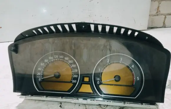 BMW 7 E65 E66 Speedometer (instrument cluster) 62116956632 110080103 103171000384