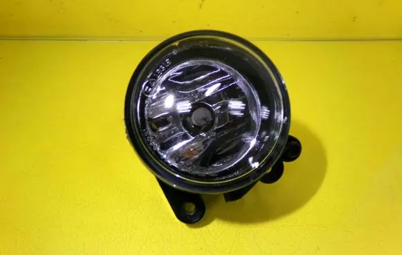 Volkswagen Golf V Front fog light 441-2023L 08-441-2037L 19319