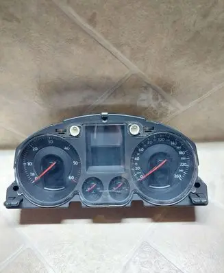 Volkswagen PASSAT B6 Speedometer (instrument cluster) A2C53145550