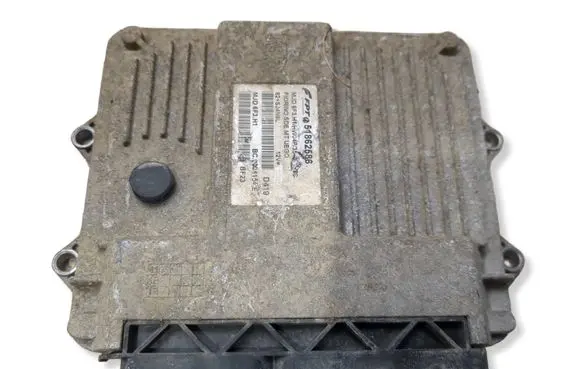 Fiat Doblo Engine control unit/module 51862586 BC0094154E