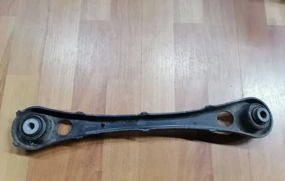 Audi A6 S6 C6 4F Rear upper control arm/wishbone 4F0501529C 4F0501529E