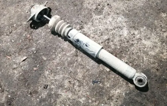 Volkswagen Touran I Rear shock absorber/damper