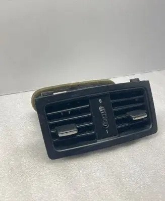 BMW 5 E60 E61 Rear air vent grill 7129556 6932023 6932024