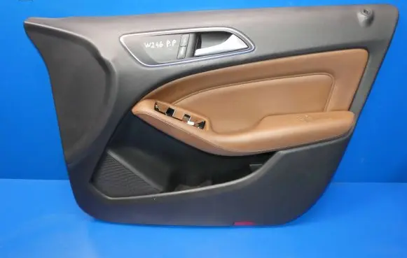 Mercedes-Benz B W246 W242 Sliding door card J3993AA