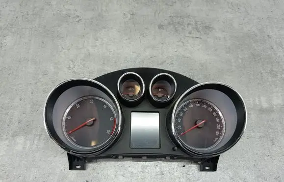 Opel Insignia A Speedometer (instrument cluster) 12844138