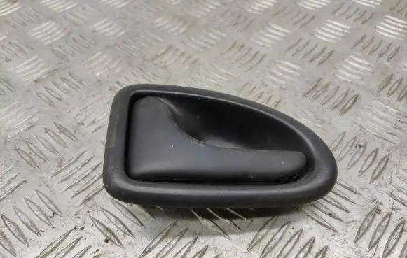 Opel Vivaro Front door interior handle 8200028994 99035201