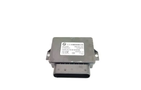 BMW 5 F10 F11 Hand brake control module 6798113 23122010 32620231A