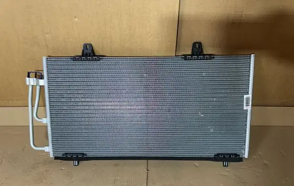 Citroen C4 III e-C4 Radiator set 9827255780A