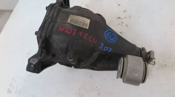Mercedes-Benz E C207 W207 Front differential 