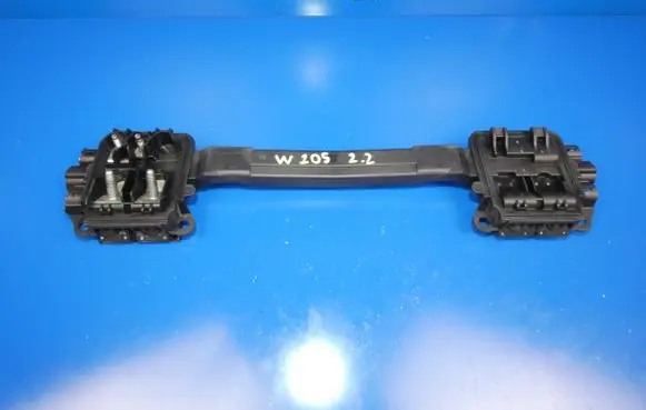 Mercedes-Benz C W205 Positive cable (battery) A2055455200