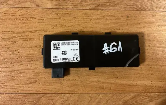 Opel Insignia A Door central lock control unit/module 13501980 F00HJ00471 DL498043207055