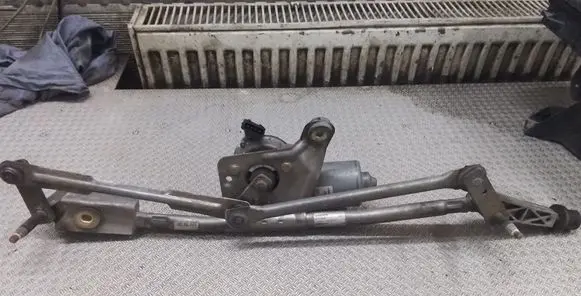 Volvo S80 Front wiper linkage and motor 9171899