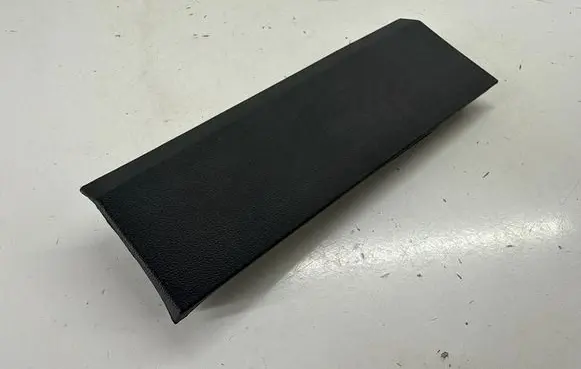 Tesla Model 3 Other sill/pillar trim element 108630300I