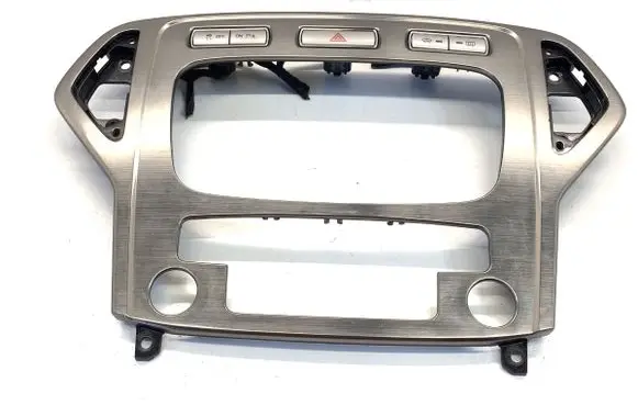 Ford Mondeo MK IV Dashboard trim 