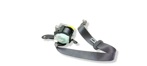 Lexus IS 220D-250-350 Rear seatbelt 7336053070