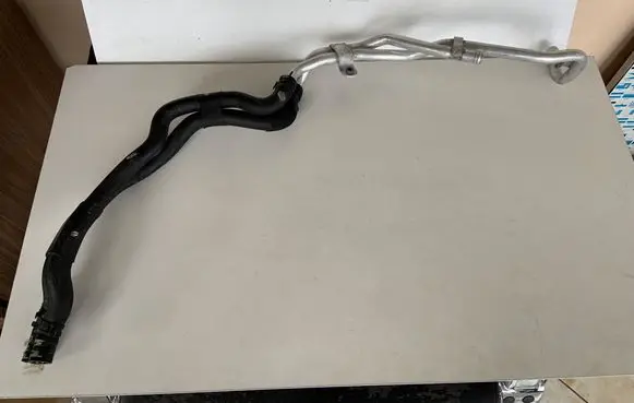 Audi A7 S7 4G Engine coolant pipe/hose 4G0145931D 4G0145919J