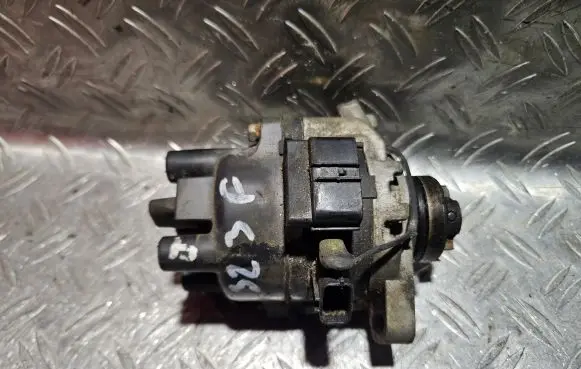 Mazda 323 Spark distributor T2T57371