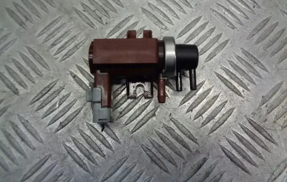Ford Focus Vacuum valve 9652570180