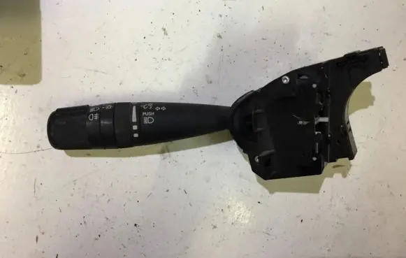 Ford Mondeo Mk III Wiper control stalk