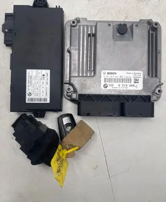 BMW X1 E84 Engine ECU kit and lock set 0281018821 8519009 030717772
