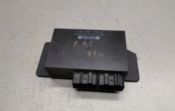 Volkswagen Golf IV Comfort/convenience module 1J0959799F