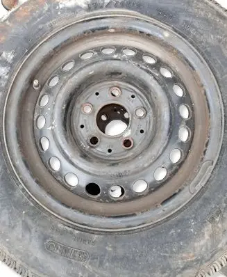 Mercedes-Benz W123 R14 steel rim 1084001402