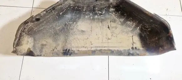 Engine splash shield/under tray