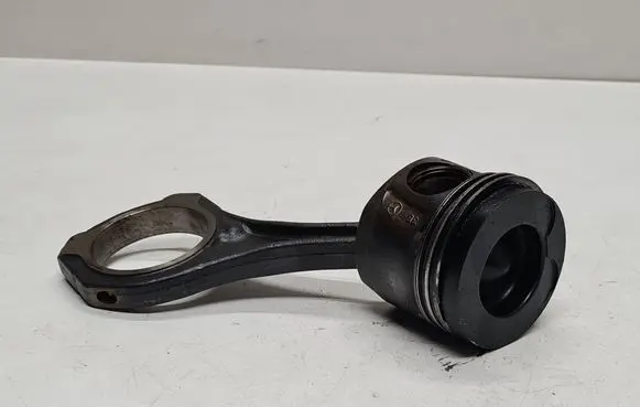 Piston